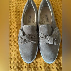 EUC Tan Suede Sneakers from Paul Green Size 9